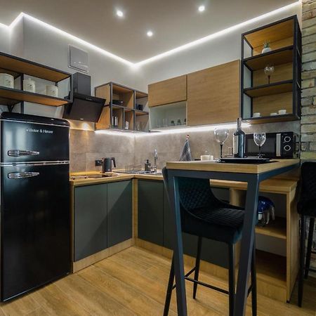 Vip - Smart Apartment Kiev Bagian luar foto