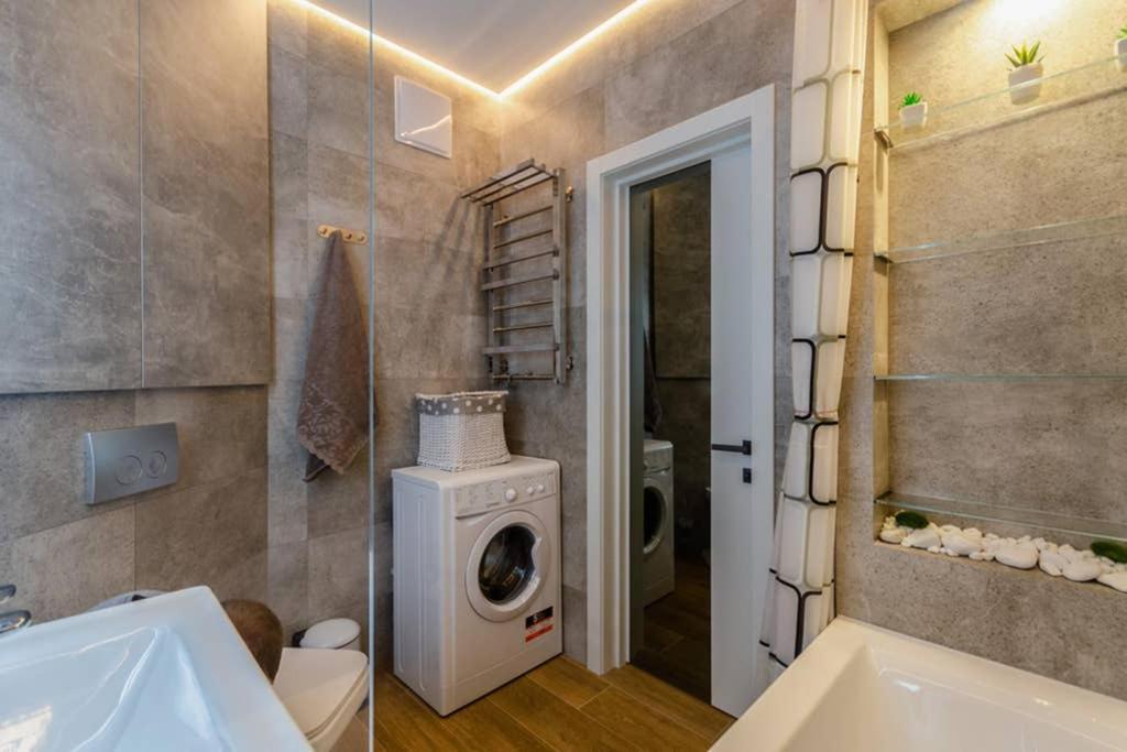 Vip - Smart Apartment Kiev Bagian luar foto
