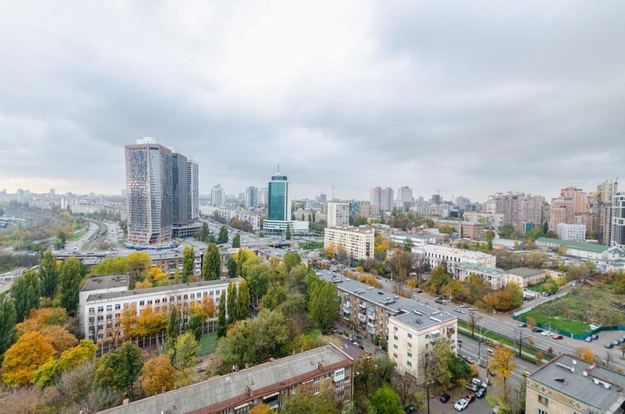 Vip - Smart Apartment Kiev Bagian luar foto
