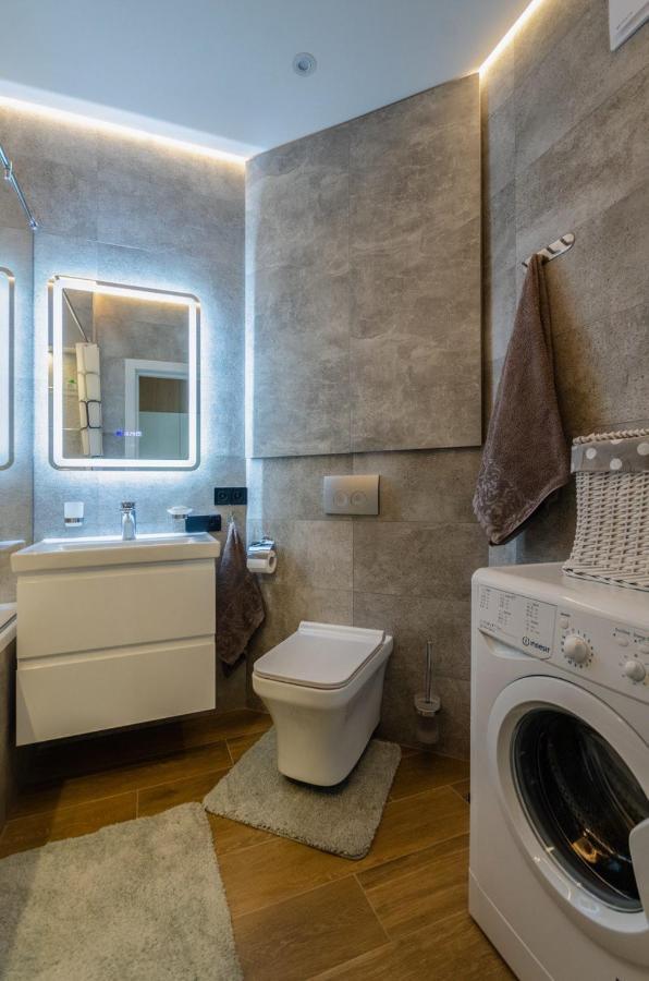 Vip - Smart Apartment Kiev Bagian luar foto