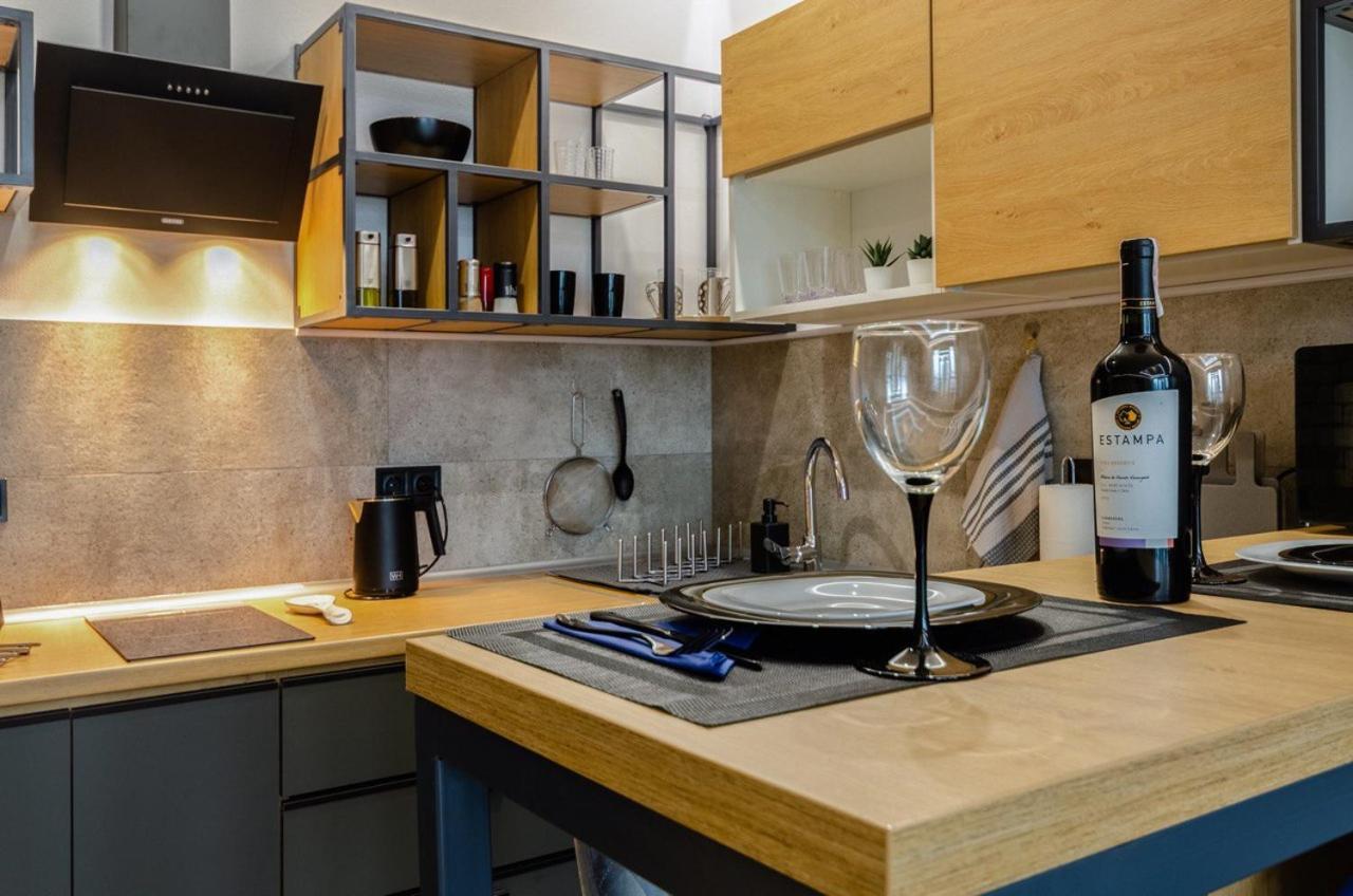 Vip - Smart Apartment Kiev Bagian luar foto